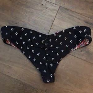 Billabong reversible bottoms